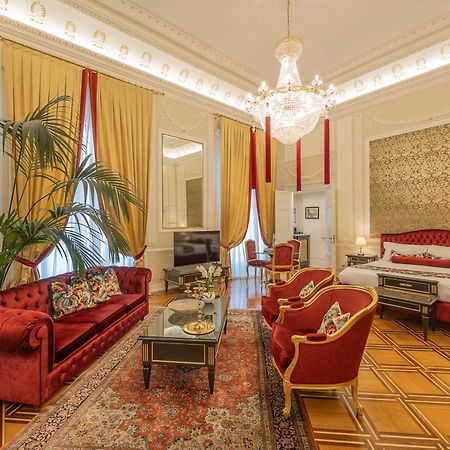 Palazzo Monga Boutique Guesthouse فيرونا المظهر الخارجي الصورة