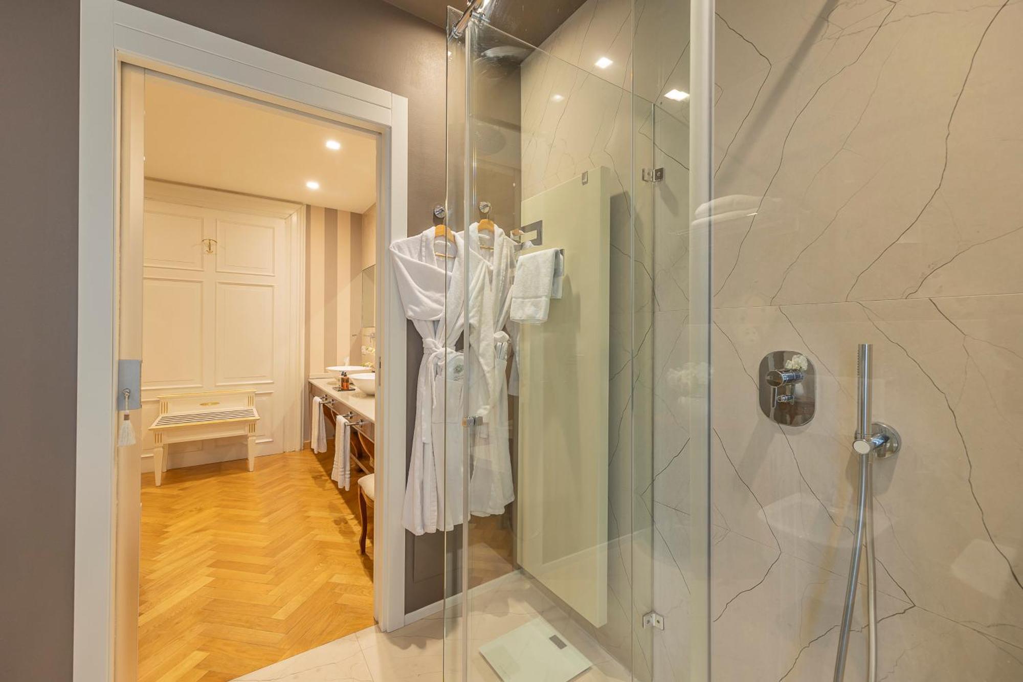 Palazzo Monga Boutique Guesthouse فيرونا المظهر الخارجي الصورة