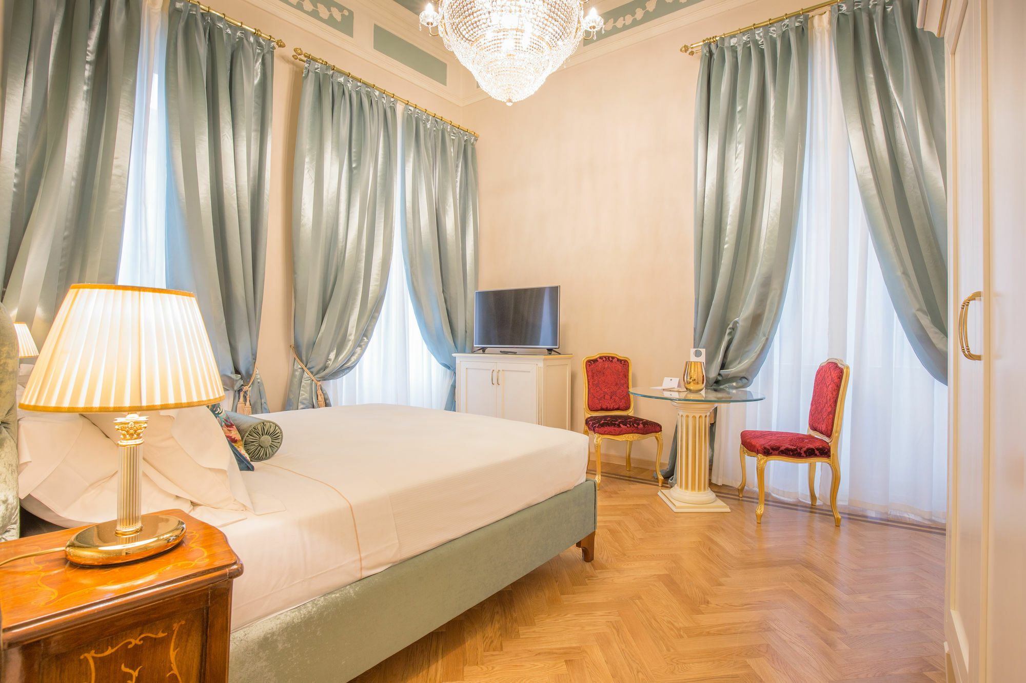 Palazzo Monga Boutique Guesthouse فيرونا المظهر الخارجي الصورة